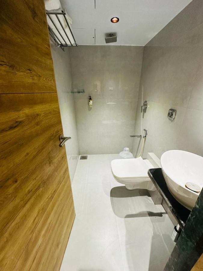 Hotel Amber Paramount Bombaim Exterior foto